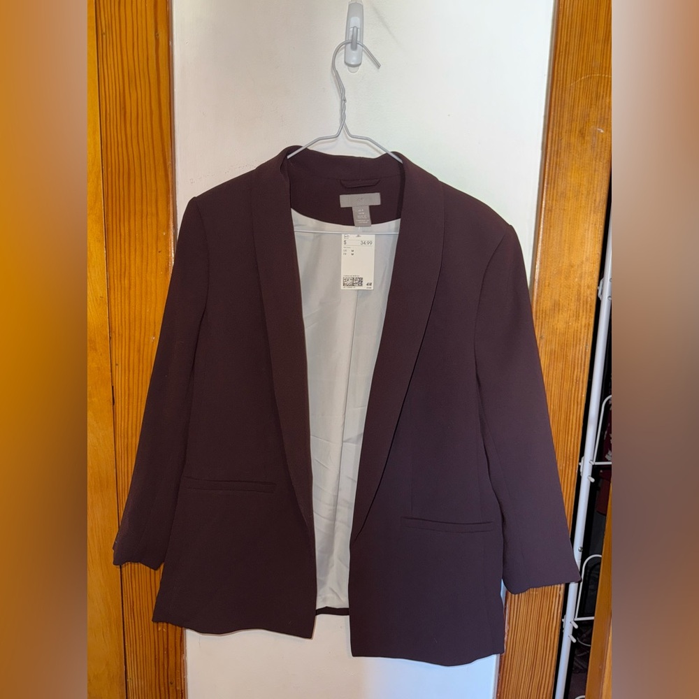 H&M Women's Burgundy Blazer with 3/4th sleeve - New with Tags!